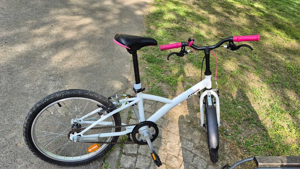 Bicicleta Btwin copii + trotineta copii cadou
