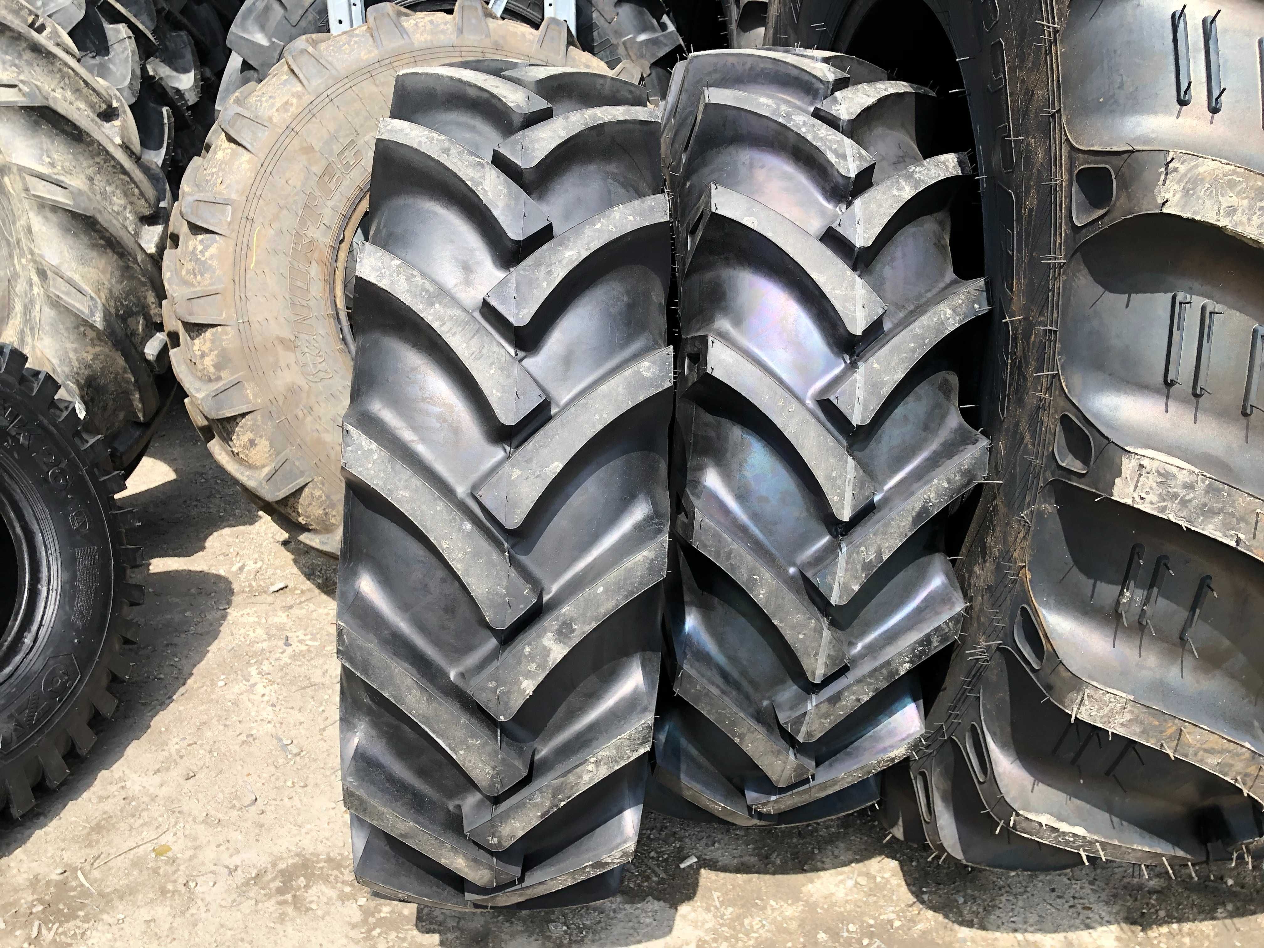 Cauciucuri noi pentru TRACTOR 13.6-24 cu 8PLY anvelope marca OZKA