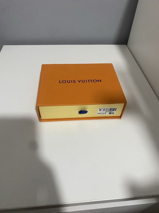 Louis Vuitton портфейл
