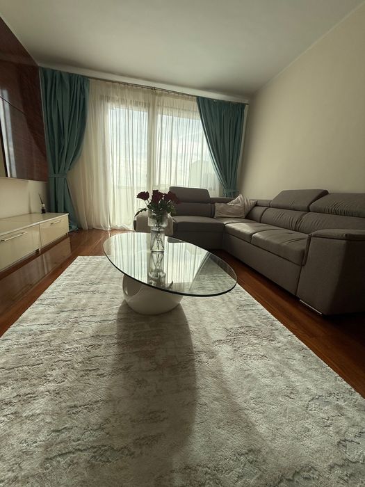 Apartament 2 camere de vanzare in Centrul Orasului