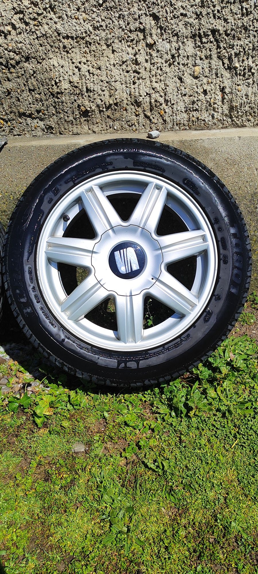 5x100 16 205/55 R16