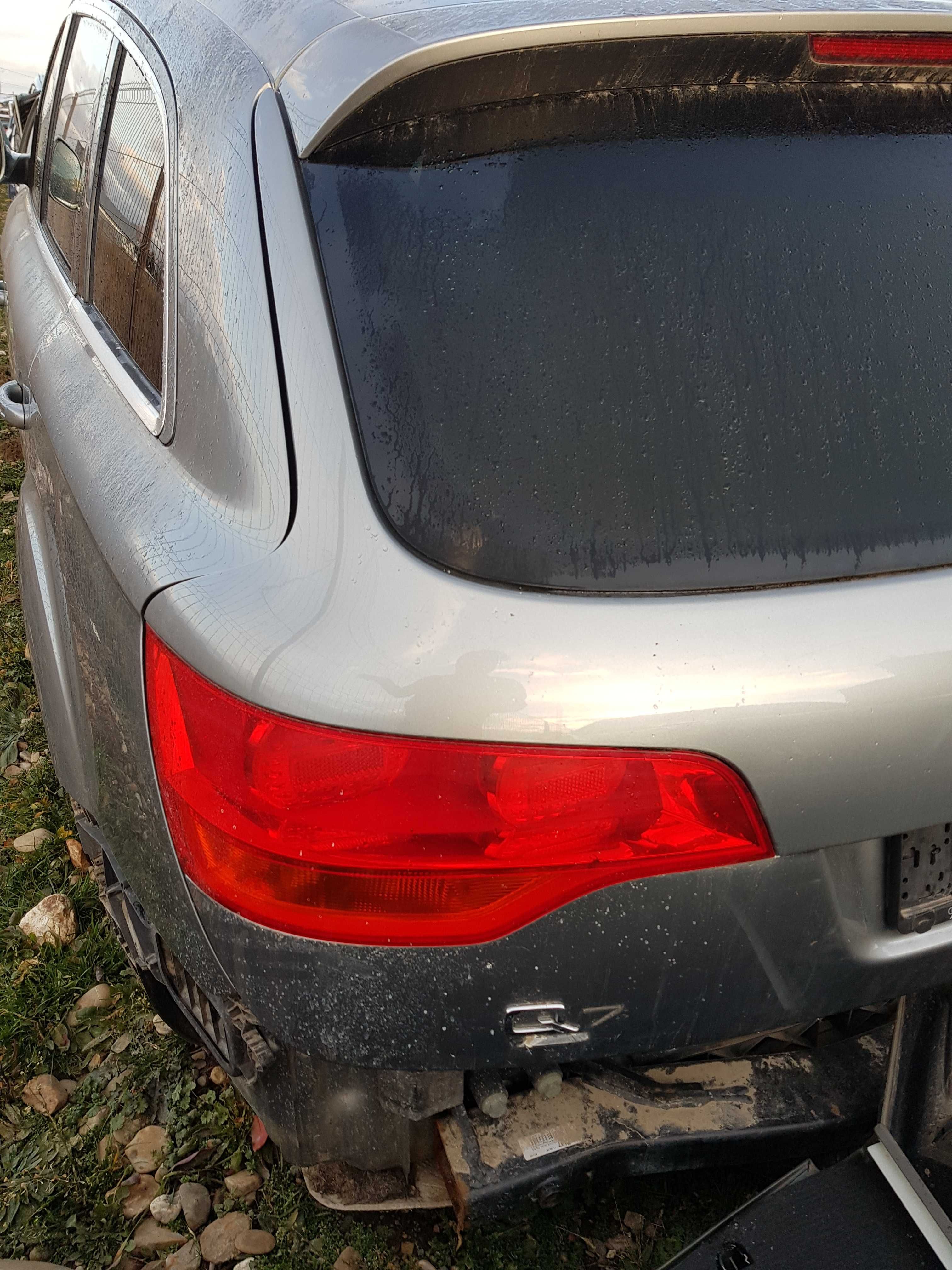 Stop stanga dreapta spate Audi Q7 4L