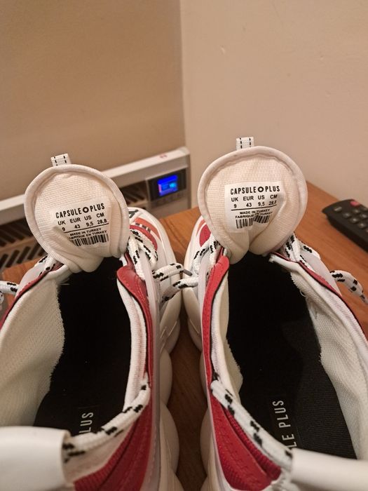 Продавам мъжки маратонки