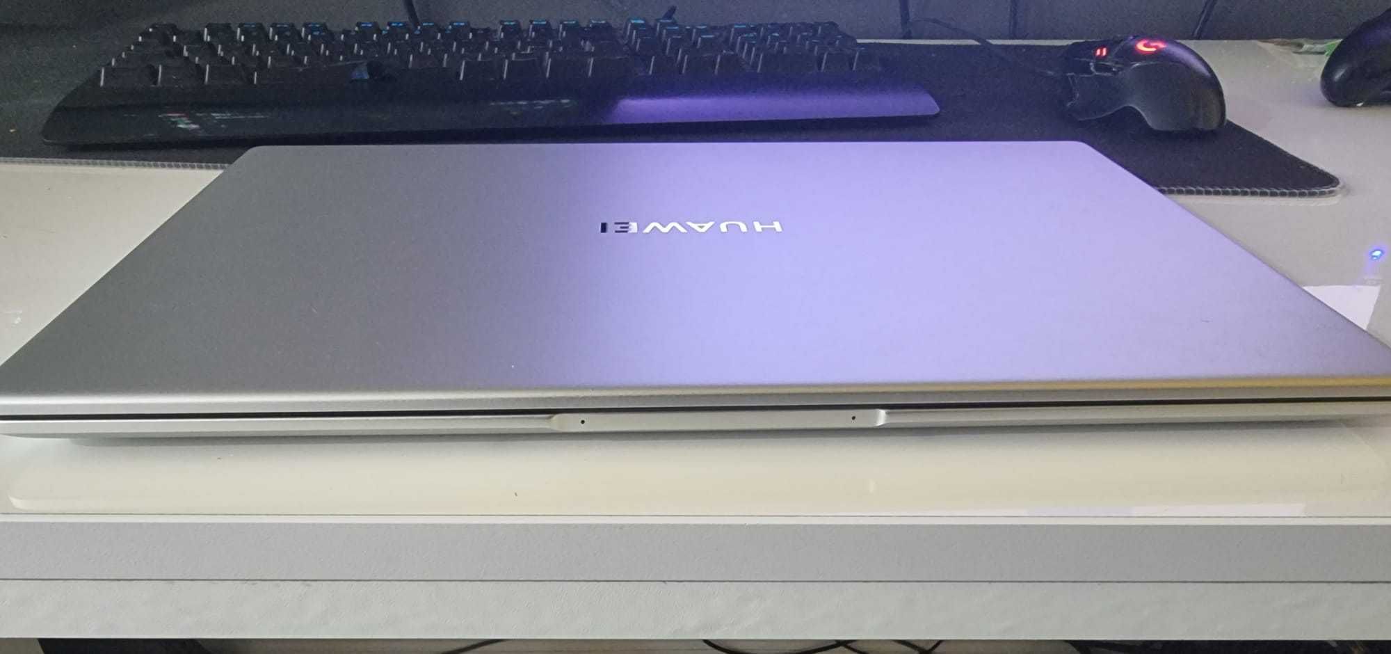Laptop Huawei MateBook D15 Ryzen 7, 8GB Ram, 500G SSD Impecabil! NOU
