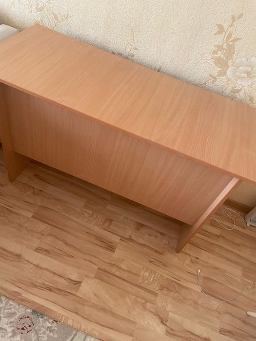 Продам стол в хорошем состоянии
