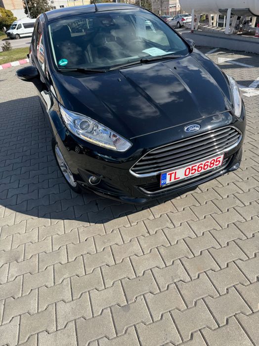Vând Ford fiesta eco bost