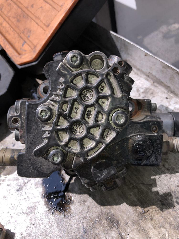 Pompa inalte bosch 9683268980 - 0445010139 ford 2.2