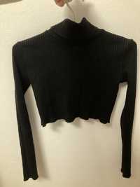 bluza neagra  pe gat cropped