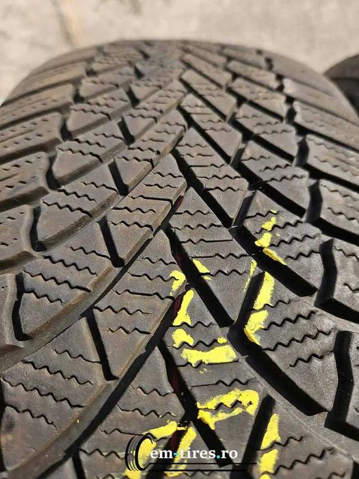 SET 2 Anvelope Iarna 205/60 R16 BRIDGESTONE Blizzak ras