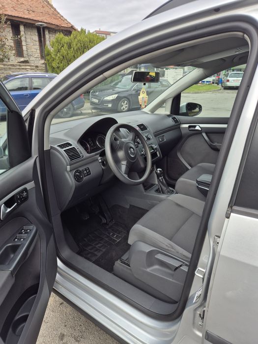 Volkswagen Touran 2012