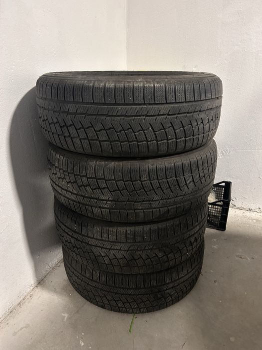 Cauciucuri iarna 235/55/r18