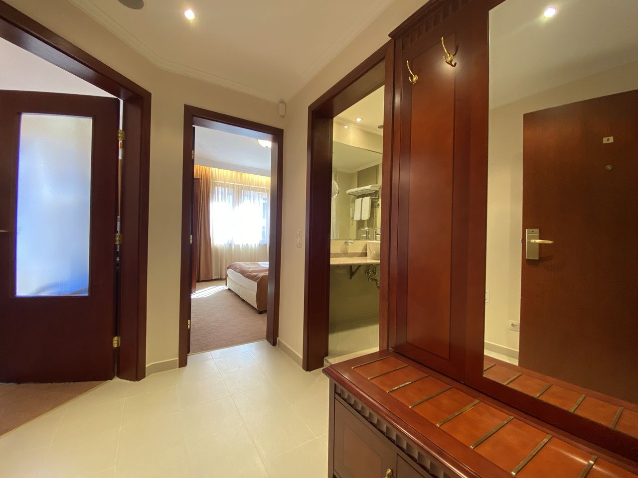Продава се Двустаен апартамент в Банско - 71 кв.м за 860 €/кв.м - Снимка #4