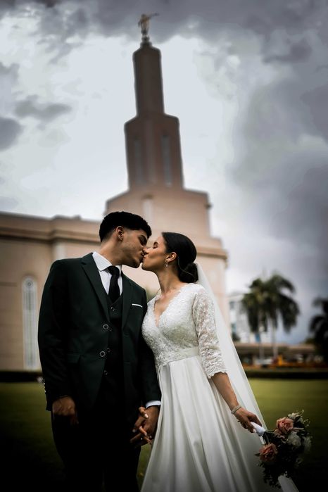 Editare Profesională Poze de Nuntă | Photoshop | Retuș & Albume