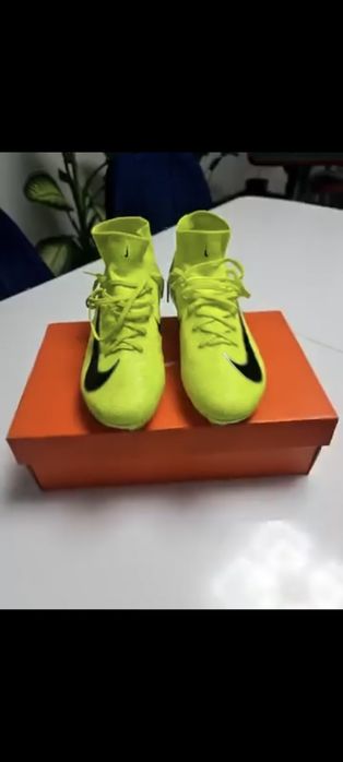 Ghete fotbal Nike Acc mărime 42