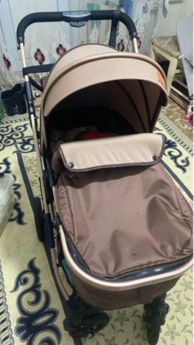 Детская коляска компактная