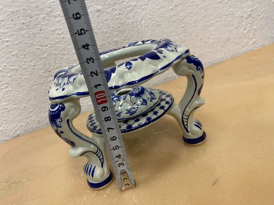 Белгийска порцеланова поставка и спиртник за чайник на Boch Belgium