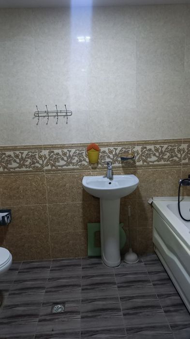 Мотрид 3 етаж сотилади