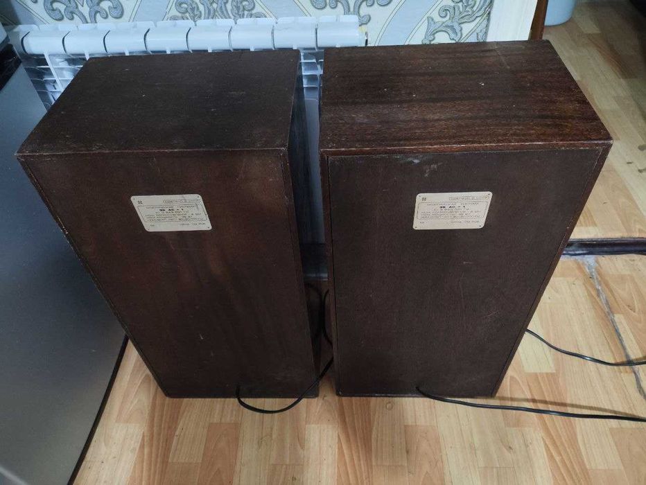 Колонки S90 не дорого 2штуки