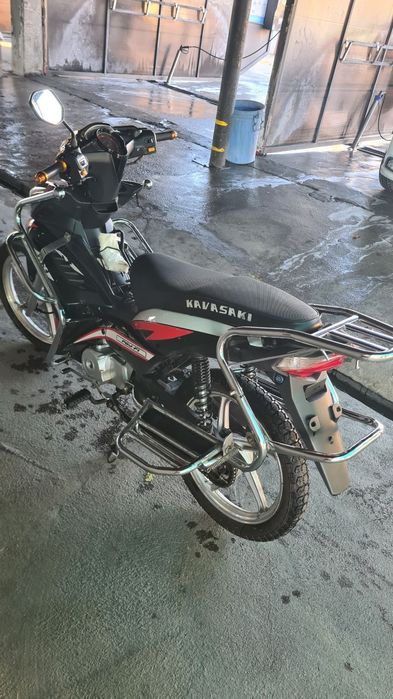 Мопед 110 сотилади