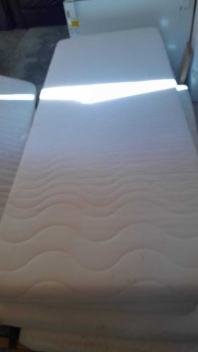 Vănd saltele de 90cm x 200cm,la 299 ron/buc,la Oradea