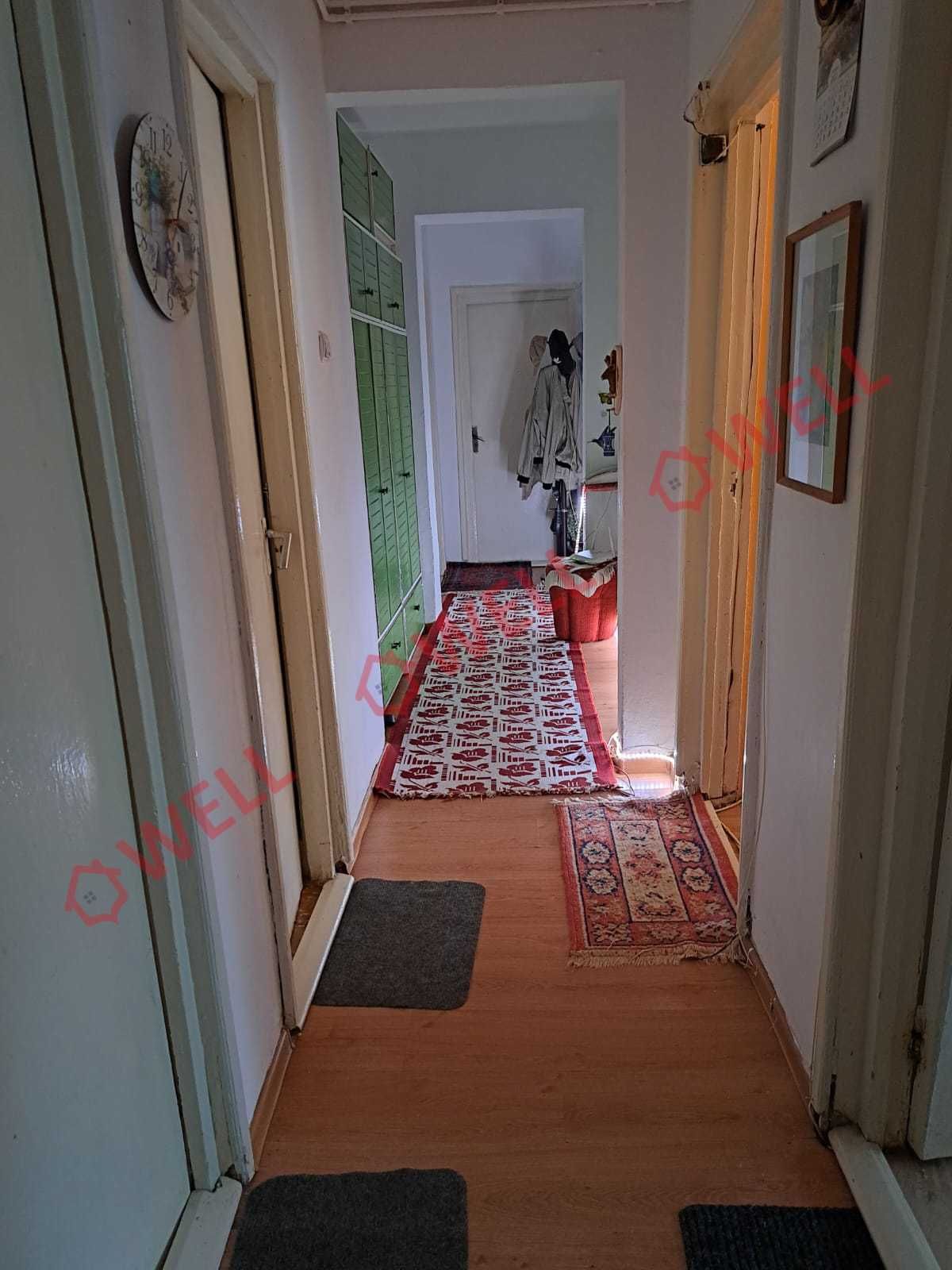 Apartament cu trei camere situat la parter, pe strada Hărniciei