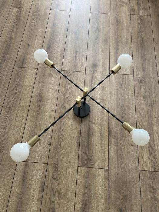 Осветително тяло за таван