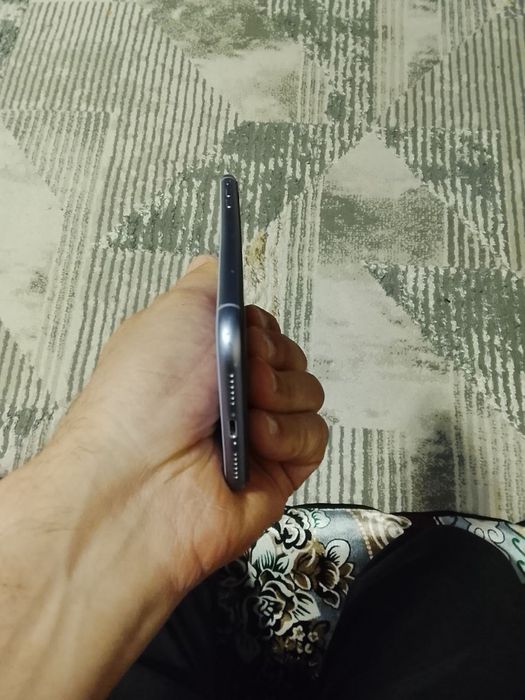 Iphone 11 64gb radnoy