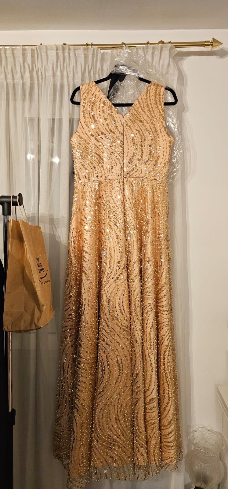 Rochie de seara lucrata manual