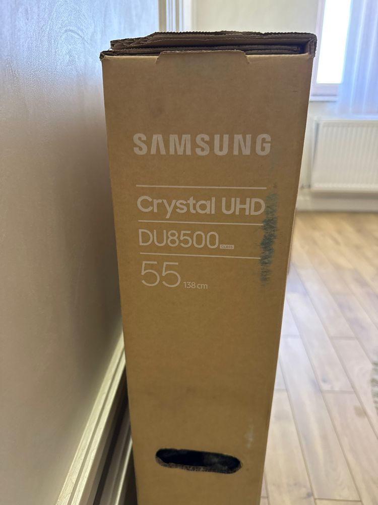 Телевизор Samsung 55 Cystal UHD