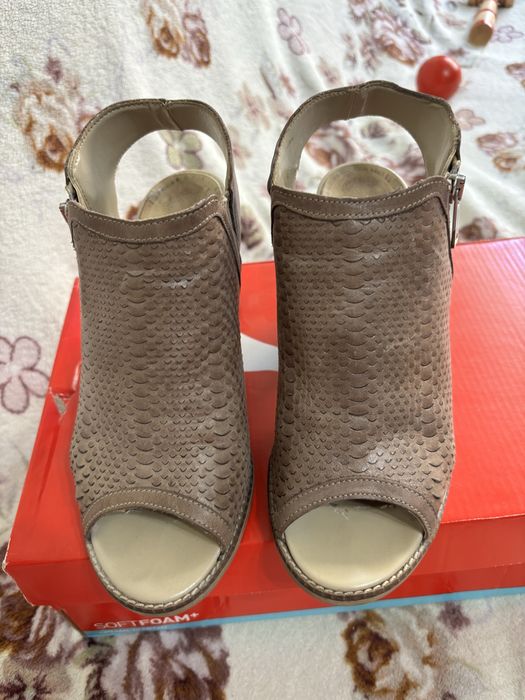 Sandale cu toc, Benvenuti