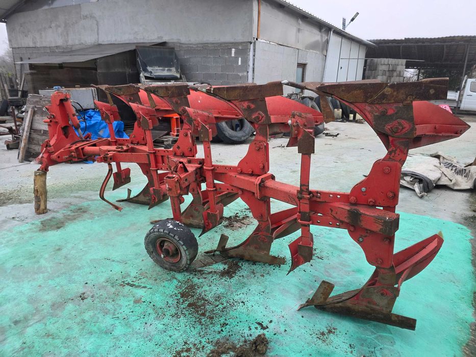 Plug Steeno reversibil  cu 4 brazde (3+1 brazde)