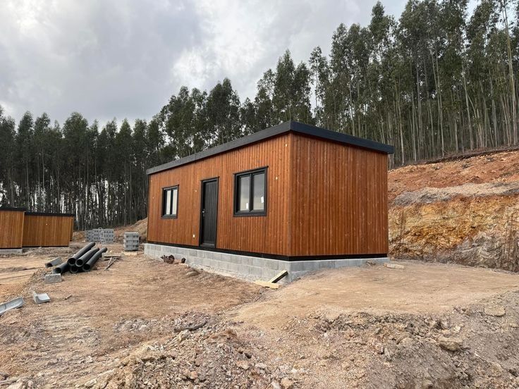 Case pe structura metalica