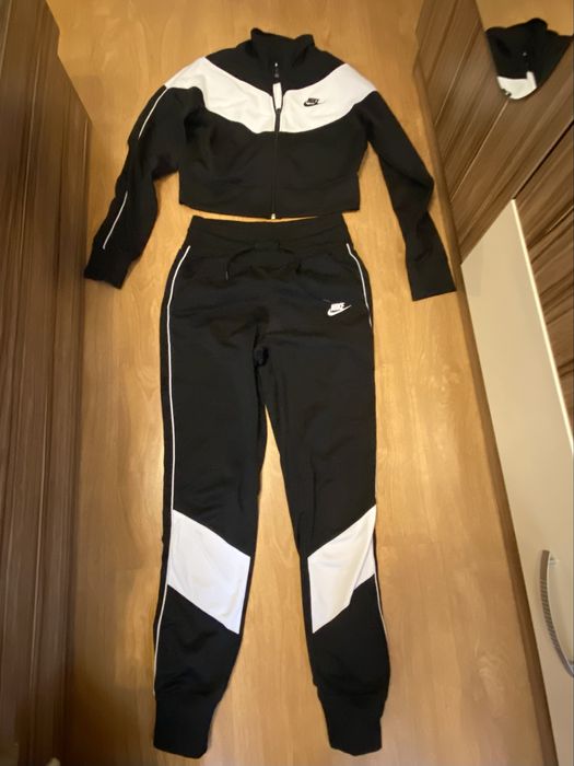 Спортен екип на NIKe