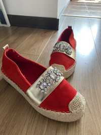 Vand espadrile rosii