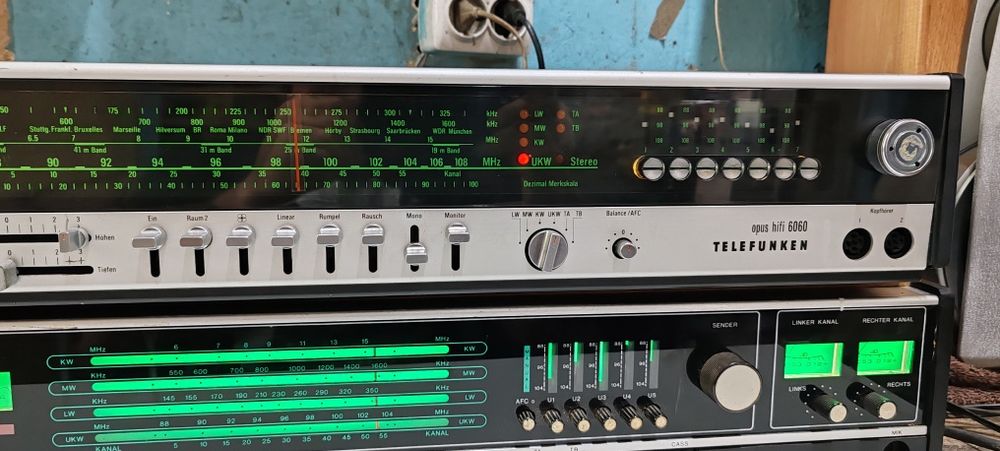 Radio cu amplificator Multisound 1070.Telefunken Opus 6060