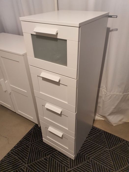 Comoda cu sertare IKEA Brimnes