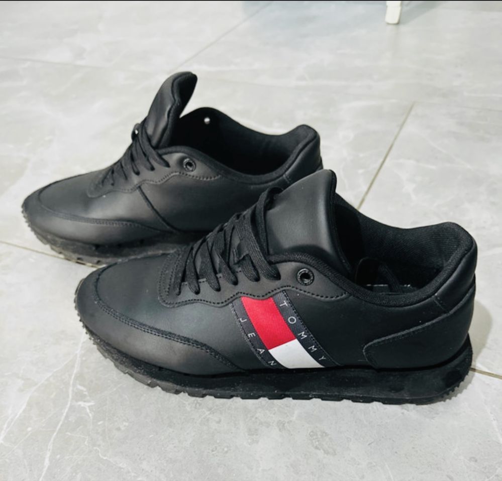 Adidasi Tommy Jeans