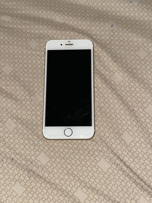 Iphone 6, are 98% sanatate , merge ft bine