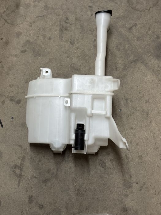 Бачок омывателя камри 50 55