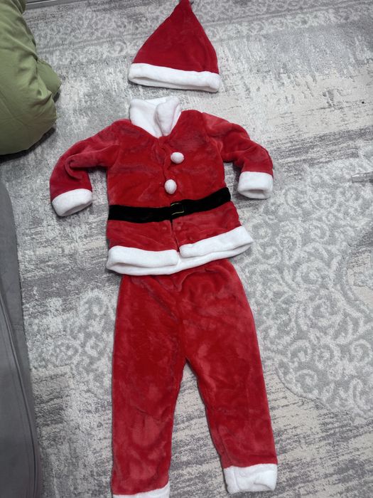 Продам новогодние детские костюмы