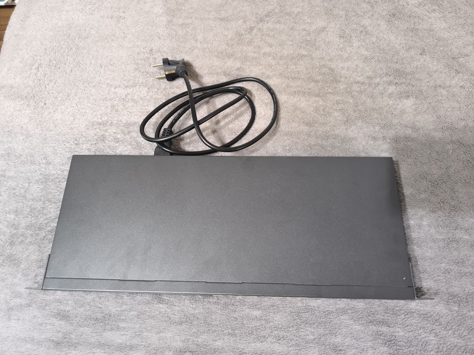 Vand switch 16 port
