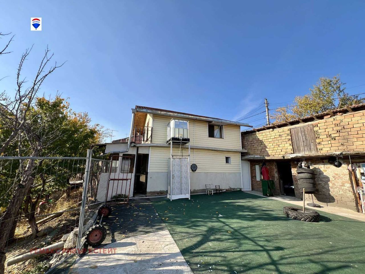Продава се Къща в с. Басарбово, Област Русе - 80 кв.м за 1124 €/кв.м - Снимка #3
