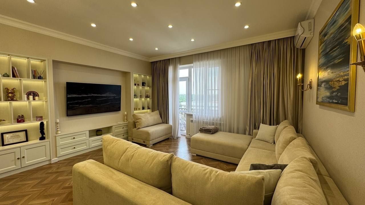 Продается 2х ком квартира, ЖК Silk Road, ор-р: ул. Сайрам, 67 м²