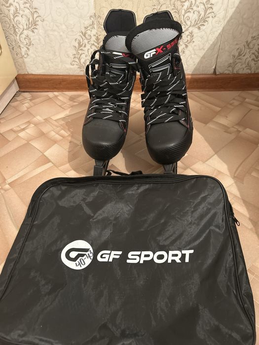 Продается коньки GFX 555