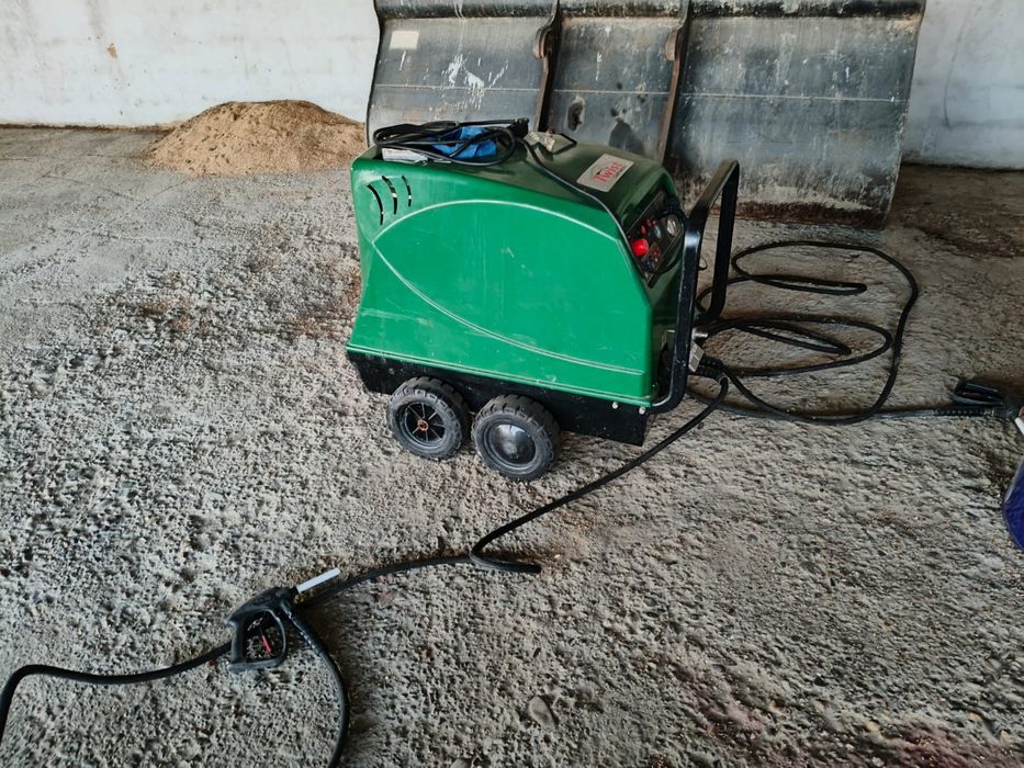 Vând aparat de spălat Twist