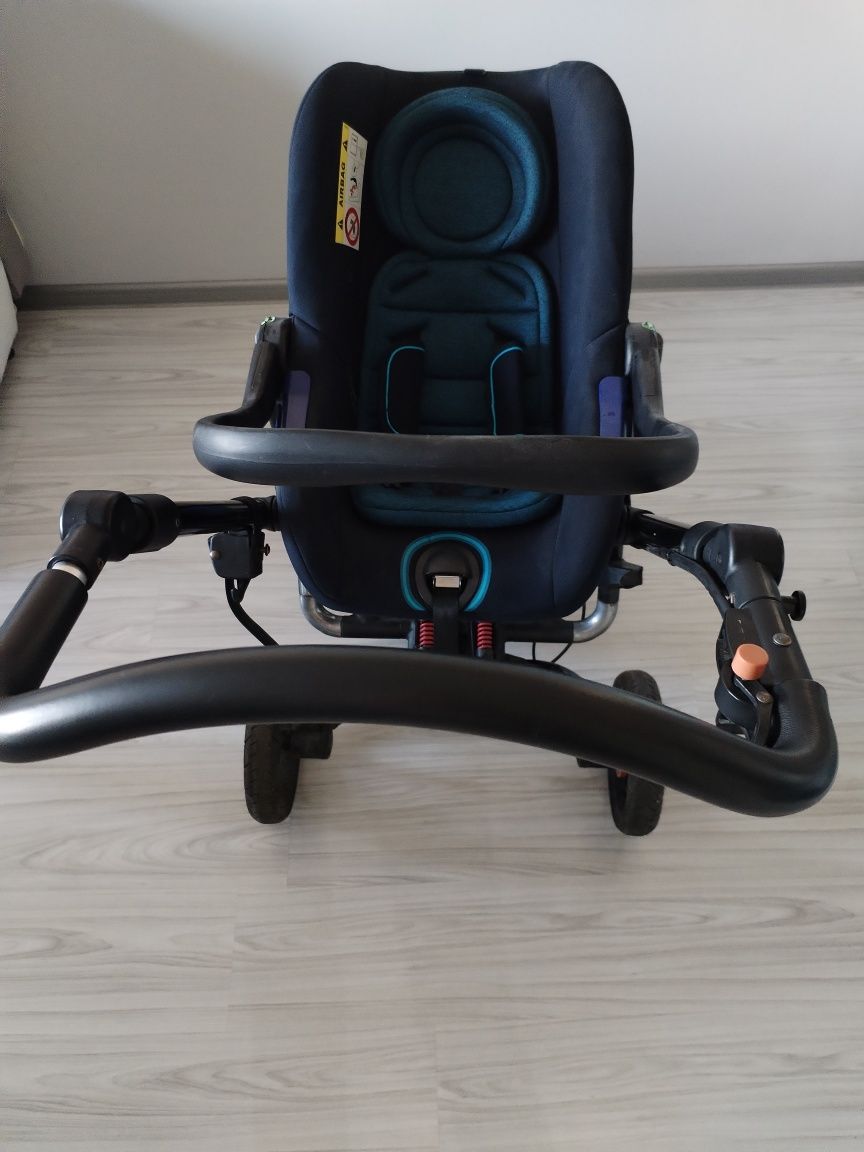 Продавам количка Jane 3 в 1