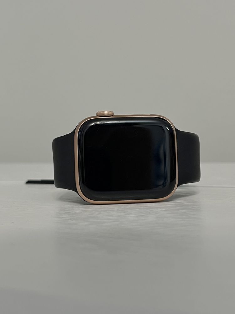 Apple Watch 5 44MM