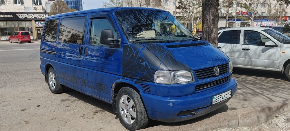 Продам Бусика т4 каравелла без торга