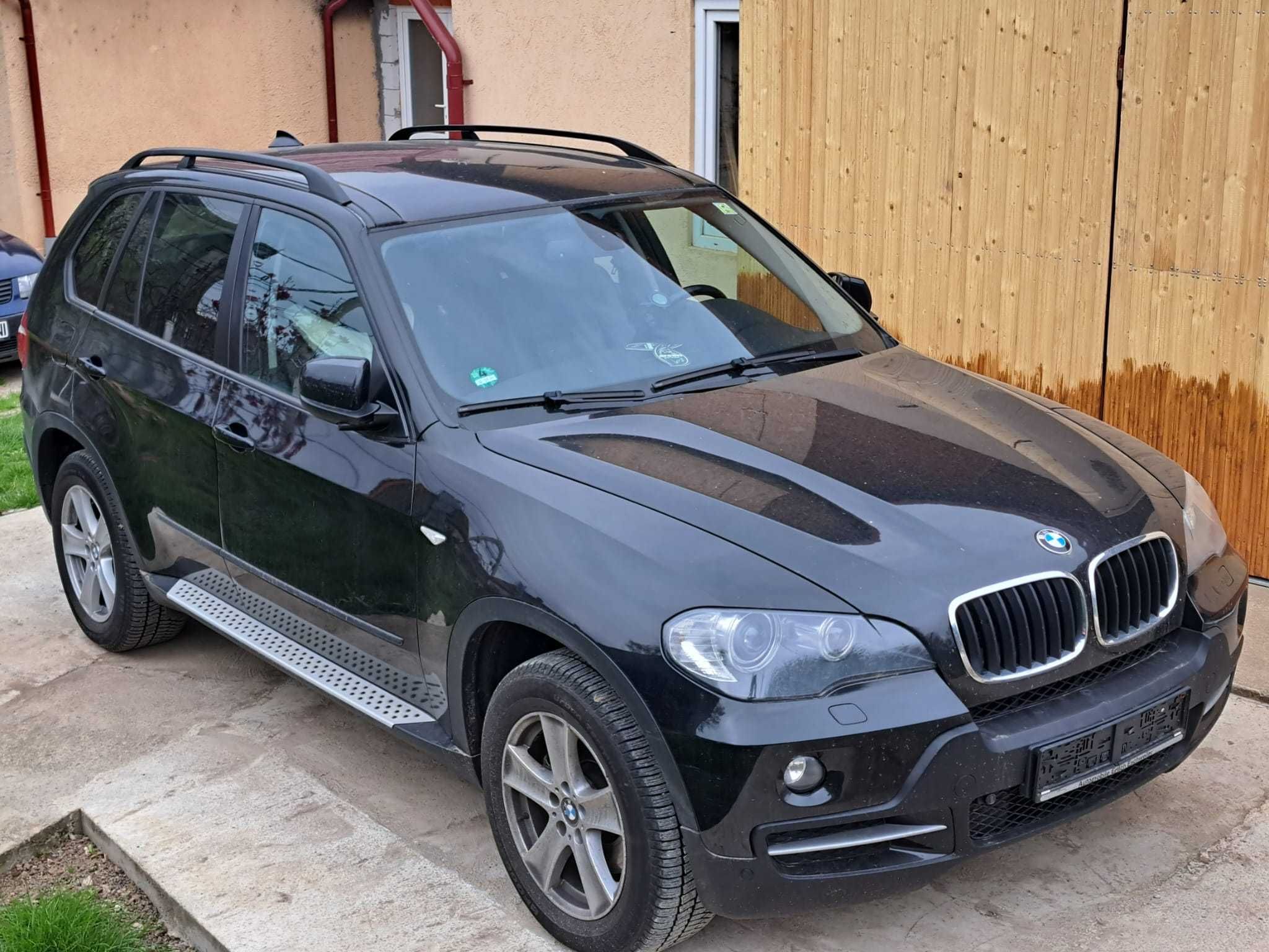 Vând sau schimb BMW x5 din 2009 cu Duster 1 .5 dci 4×4 până-n 2017
 ,