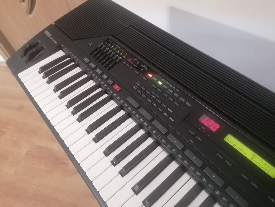 YAMAHA PSR-6700  pian orga profesional